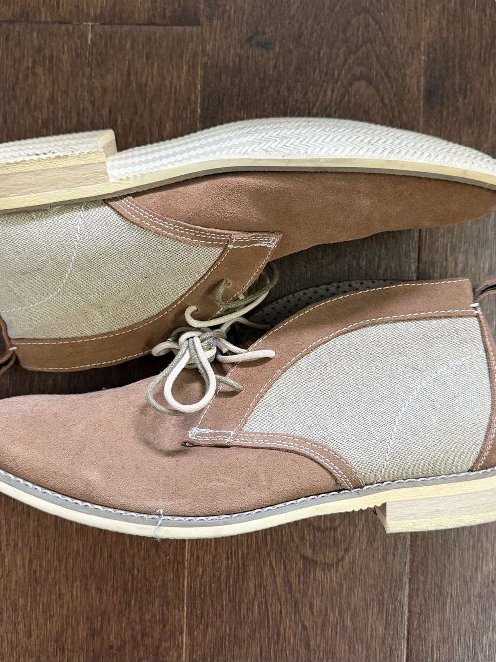 Steve Madden Men's Chukka Boots in Tan and Cream